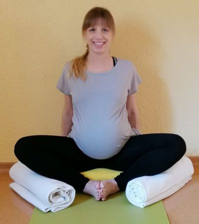 Baddha konasana (2) Baddha konasana (2)